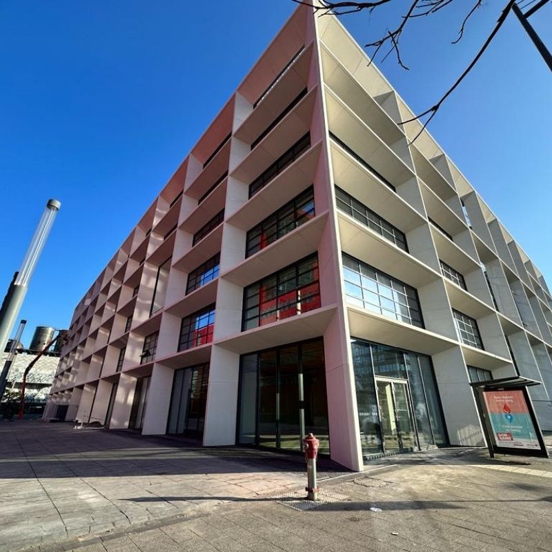 Geometric concrete facade for the ICONE building in Luxembourg, installed by Anired Group
